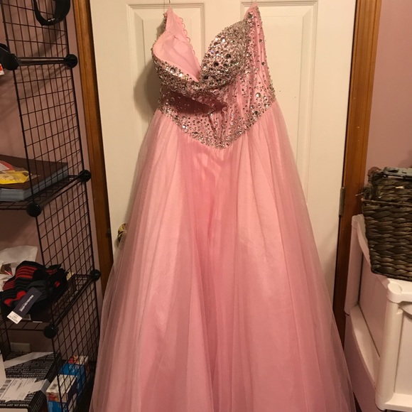 Prom Dress - Picture 3 of 3